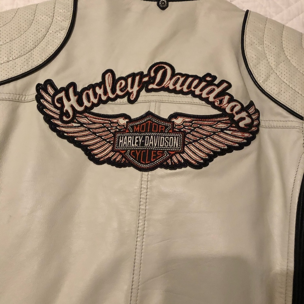 Harley-Davidson Cream and Black Leather Jacket - Like New